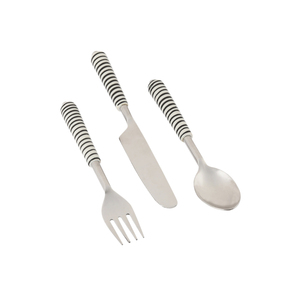 Elegante juego de cubiertos simples de acero inoxidable Cubiertos de plata de calidad superior para uso en la cena en casa Exportador indio Suministro al por mayor - Product Image 1