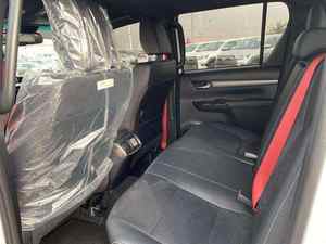 AUTO USADO ASEQUIBLE, Toyota Hilux GR Sport 2024 USADO, CAMIONETA DOBLE CABINA - Product Image 2