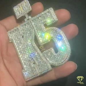Corte Esmeralda VVS Lab Grown Layered Letter Colgante Iced out Colgante Letra del alfabeto personalizada Plata de Ley 925 - Product Image 3