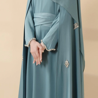 Abaya Caftan Marocain Moderne et Modeste Grande Taille avec Strass et Hijab en Jersey Premium pour Femmes Musulmanes