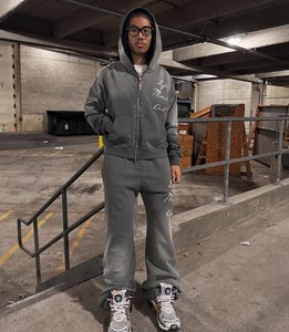 2025 tendance 100% coton de haute qualité prix de gros hommes deux pièces ensemble Jogging Logo personnalisé mode Sport fermeture éclair survêtement - Product Image 3