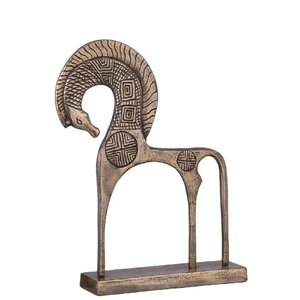 S/2 escultura de jirafa de Metal para decoración de mesa de oficina en casa uso 2024 escultura personalizada para habitación de Hotel restaurante hecha en India - Product Image 3