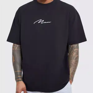 Men's Signature Oversized Crew Neck T-Shirt in 100% Cotton Modern Style for Everyday Comfort Available in Various Sizes