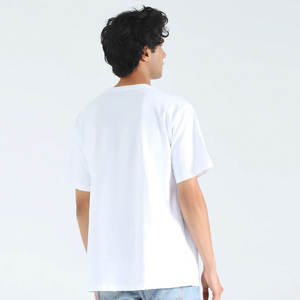 เสื้อยืดโอเวอร์ไซส์ลำลองผู้ชาย ผ้าเนื้อนุ่ม ทรงหลวม ทันสมัย ใส่ได้ทุกวัน เสื้อยืดโอเวอร์ไซส์ผู้ชาย - Product Image 4