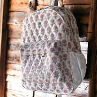 Sac à dos bohème matelassé en coton Design floral sac à dos d'école et de voyage pour fille fait à la main sac de pique-nique personnalisé pour tout-petits pour cadeaux