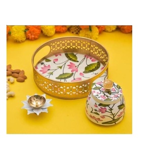 Bandeja Pichvai de metal de grado premium con superficie pulida y diseño liviano para el ritual diario Puja y la decoración de festivales - Product Image 4