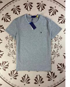 เสื้อโปโลของผู้ชายผ้าคอตตอน100% ดีไซน์สั่งตัดผ้านุ่มระบายอากาศแบบปัก - Product Image 1