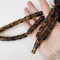 33 perles d'ambre, Tasbih vert-noir en ambre baltique naturel avec des inclusions naturelles