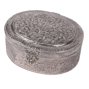 Joyero de metal de latón en relieve Eleva tu colección con nuestros elegantes joyeros Joyero de metal disponible al por mayor - Product Image 5