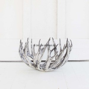 Fully Silver Color Finishing Shiny Polished Hammered Texture Round Shape Metal Serving And <b>Table</b> Decor Bowl With Leaves Design - Product Image 5