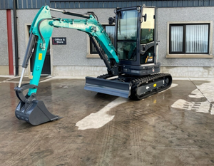 Offre spéciale pour une pelle SUNWARD 25UF 2025, disponible pendant une semaine, avec attache Hill, 3 godets et marteau. - Product Image 6