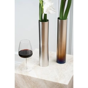 Vase Basique Finition Argentée Simple et Élégant Porte-Fleurs Décoratif Parfait pour la Maison le Bureau et l'Affichage sur Table - Product Image 3