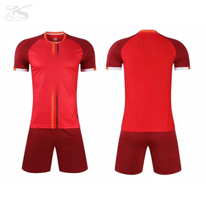 Maillot de football à manches courtes, nouveau produit, vêtements d'entraînement, uniforme de football fabriqué au Pakistan - Product Image 1