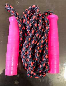 เชือกกระโดด3เมตรทำจากพีวีซีปรับได้สีชมพูน้ำหนักเบาพร้อมที่จับพลาสติกสำหรับใช้ในบ้านและออกกำลังกาย - Product Image 3