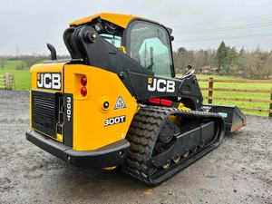 Meilleure offre Chargeuse compacte sur chenilles JCB 300T avec moteur diesel Kohler Boîte de vitesses pour levage lourd Excavation Travaux agricoles Chantier de construction - Product Image 5