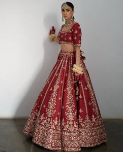 2025 @ Beautiful Red Bridal Lehenga Choli avec perles Dabka lourdes embellies Stone Zardozi Broderie Travail avec robe Dupatta - Product Image 2
