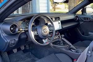 GR86 2023, boîte manuelle 6 vitesses, moteur Flat-4 de 228 ch, Neptune - Product Image 5