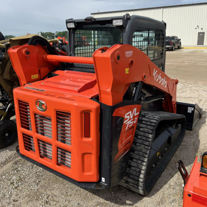 รถตักล้อยาง Kubota SVL75-2 ขนาดกะทัดรัด, เครื่องยนต์ดีเซล 90 แรงม้า 74 แรงม้า, ระบบป้องกันการพลิกคว่ำแบบเปิด, ระบบไฮดรอลิกเสริมแบบไหลมาตรฐาน - Product Image 4