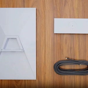 Kit Internet satellite Starlink standard V2 avec antenne rectangulaire, routeur et adaptateur PIPE, en stock chez H&S - Product Image 2