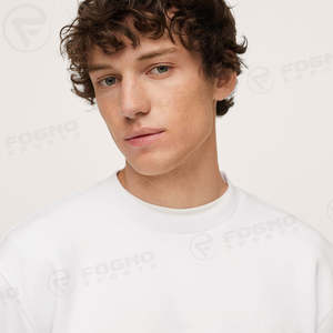 Sudadera blanca personalizada para hombre, corte holgado y relajado, 100% algodón, cuello redondo, con logo personalizado, suave y cómoda. - Product Image 3