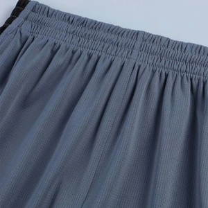 Ensemble de maillot de basket sans manches pour homme, col en V, couleur unie, tissu respirant en maille, coupe athlétique, anti-humidité, écologique - Product Image 5