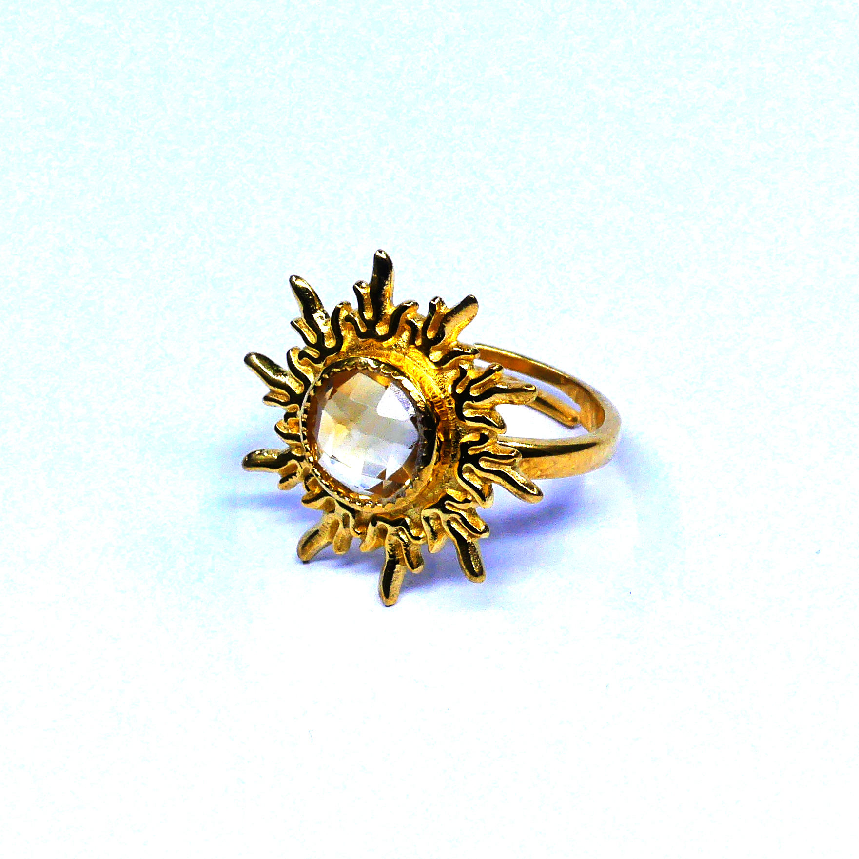 สีเหลือง