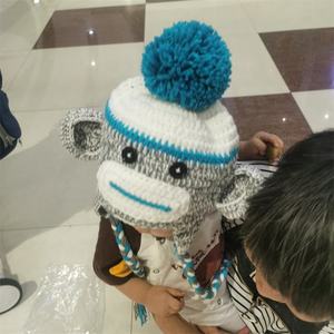 Gorro de Mono de Ganchillo Personalizado 2025 de Moda, de Hilo de Algodón Marrón, Tejido a Mano, Orejeras de Invierno, Trenzas, Personaje, para Exteriores, Unisex, Fiestas Infantiles - Product Image 6