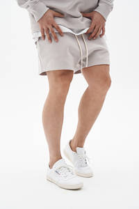 2025 OEM taille moyenne Shorts de sport pour hommes High Street solide décontracté sport Bermudas 100% coton teint uni coton cordon de serrage - Product Image 6