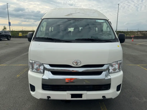 Toyota Hiace GL - Commuter à toit surélevé 15 places, 9 sièges, conduite à droite, modèle KEI, Toyota Hiace à toit surélevé en promotion - Product Image 1
