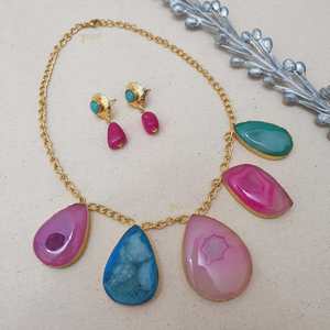 Collier et boucles d'oreilles en or avec fusion de pierres multicolores Bijoux de mode style goutte d'eau - Product Image 1