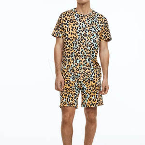 Ensemble de sport d'été High Street Style Twin pour homme T-shirt à manches courtes respirant en satin imprimé Ensemble de shorts grande taille de 2 pièces - Product Image 5