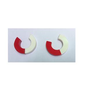 Pendientes de moda para mujer, pendientes de resina epoxi de diseño creativo para regalo, uso en fiestas, uso diario personalizado de alta calidad - Product Image 1