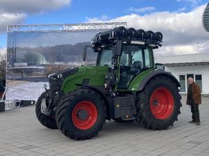 Offre Spéciale Fendt 1042 Vario Profi Plus 100hp 140hp tracteur de jardin multifonctionnel avec boîte de vitesses de pompe à cabine et roulement roue 2WD - Product Image 6