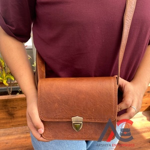 New Custom Manufacturer Luxury High Quality Full Grain Leather Mini Crossbody Bag Classic Women Vintage Genuine Leather Handbags - Product Image 1