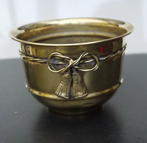 Jardinière en métal plaqué laiton poli brillant pour l'intérieur et l'extérieur, balcon, salon, salle de séjour, pot de fleurs - Product Image 1