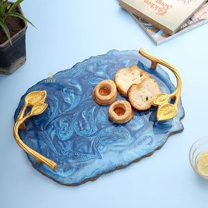 Plateau de service en résine à motif de feuilles de luxe Vintage exclusif fait à la main poignée Durable pour assiettes à Dessert décoratives - Product Image 5