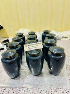 Fabricant et fournisseur d'urnes funéraires pour adultes en aluminium au fini marbre moderne et unique - Product Image 2