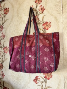 Gros fait à la main Vintage grand Kantha sac fourre-tout décontracté femmes sac à bandoulière de plage avec doublure en toile - Product Image 4