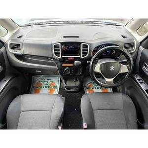 Suzuki Solio Hatchback 2014 d'occasion, traction avant, boîte manuelle, essence, intérieur foncé, pneus R16 - Product Image 2