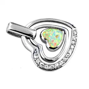 Colgante de Plata 925 con Corazón Religioso y Circonitas, Bañado en Rodio con Diamantes Tallados en Corazón, Amuleto Romántico para Uso Diario, Regalo Unisex - Product Image 1