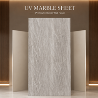 Panneau mural en PVC MORLENX aspect travertin gris clair, pour la décoration intérieure commerciale des halls d'hôtel