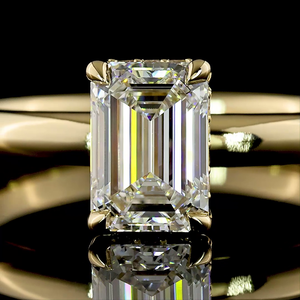 Bague de fiançailles en or jaune 14 carats, 1,10 ct, taille émeraude, halo caché, bijoux de mariée de luxe faits à la main - Product Image 3