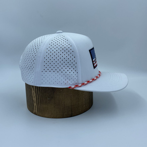 Gorras de golf de 5 paneles con parche de PVC personalizado, impermeables, perforadas, de alto rendimiento, con cierre a presión y diseño de 5 paneles. - Product Image 4