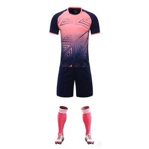 Uniforme de fútbol masculino de alta calidad, el mejor diseño, conjuntos de fútbol, ropa deportiva sublimada a precio directo del vendedor de Pakistán - Product Image 3