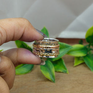 Bague tournante en argent faite à la main |   Bague de méditation en argent oxydé |   Bague rotative unisexe en laiton et cuivre, bague anti-stress - Product Image 4