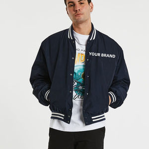 Veste de baseball universitaire personnalisée en gros corps en laine noire avec manches en cuir de fourrure de mouton blanc bouton Letterman Design pour l'hiver - Product Image 1