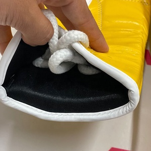 Guantes de Boxeo Fly Superlace Pro X 2 para Entrenamiento y Sparring, de Cuero Vacuno Auténtico - Amarillo - Product Image 4