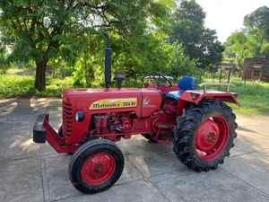 Precio de fábrica Austria exportó MAHINDRA 1626 110hp 4WD Tractor con TD Chasis 2 Precio bajo - Product Image 2