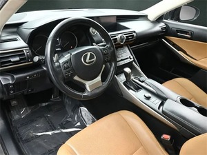 Lexus IS 300 2019, conduite à gauche - Product Image 4