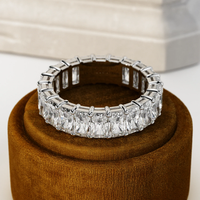 Banda de compromiso de eternidad completa de diamante cultivado en laboratorio de corte radiante de 4Ct para hombre, oro de 14K VS Clarity F Color, joyería fina